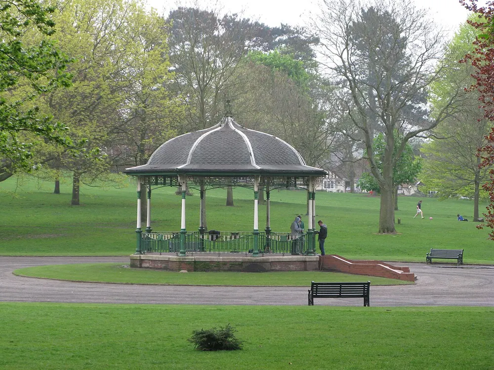 Mary Stevens Park, the local landmark of DY8